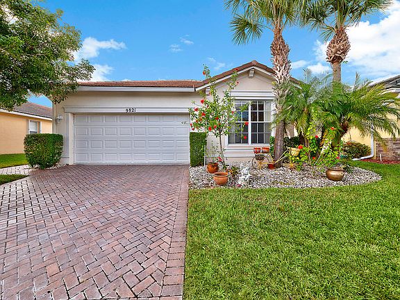 5th image of 9821 SW Glenbrook Dr