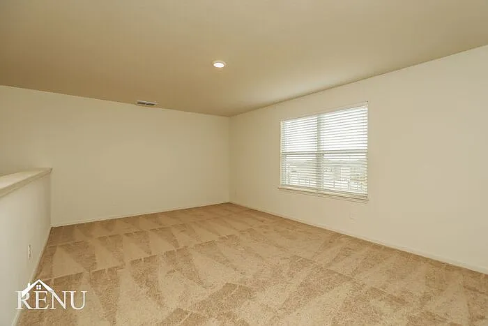 11002 Chatham Ct — Photo 5