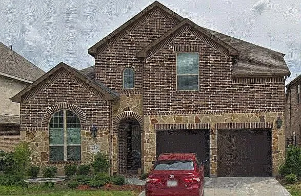 7220 Ridgepoint Dr — Photo 1