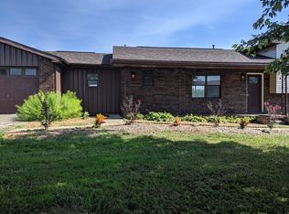 57 Thaxton Ln, Cottageville, WV 25239