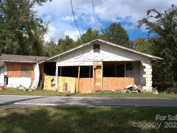 184 Candler School Rd, Candler, NC 28715