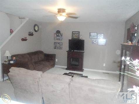 #4 living room.jpg