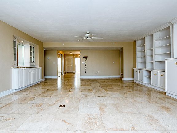 4th image of 1 John Anderson Dr APT 709