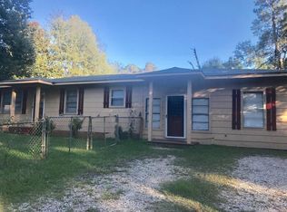 230 Reeves Rd, Laurel, MS 39443