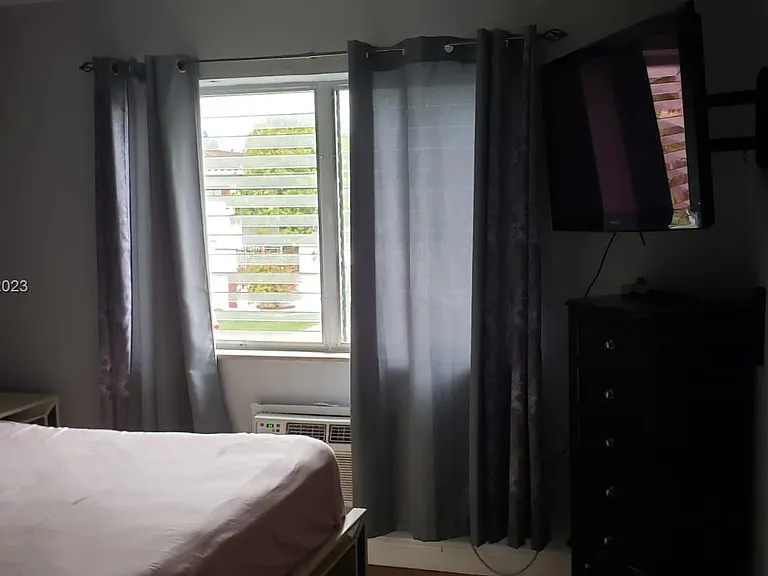 1188 Marseille Dr #4 — Photo 27