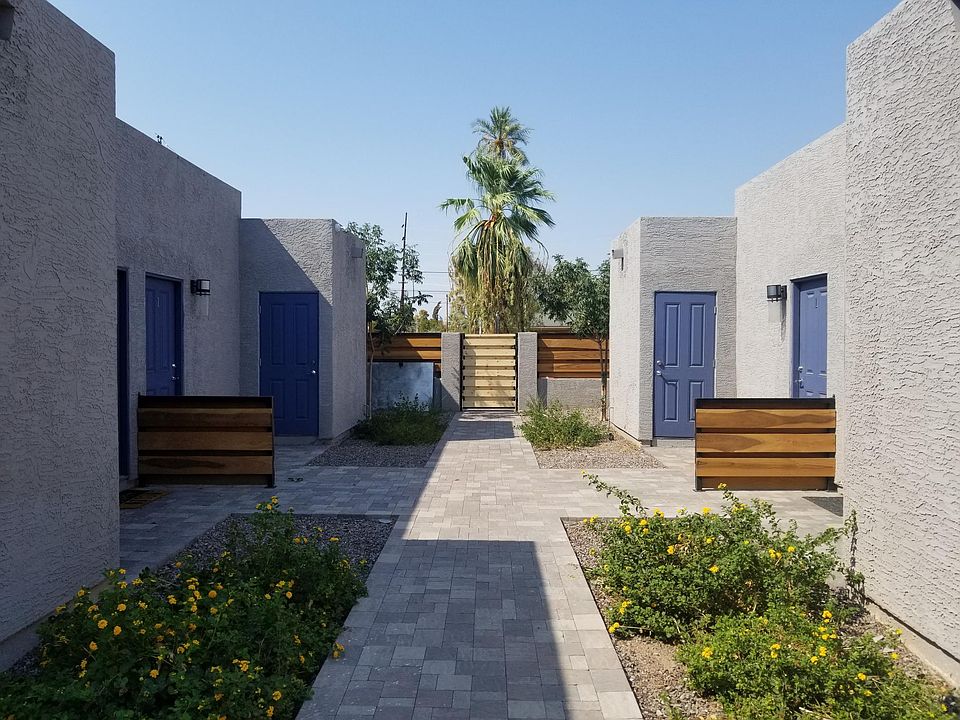 Courtyard, entry gate