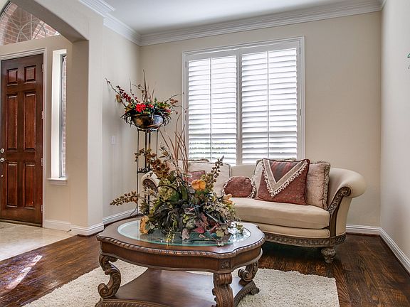 4th image of 2229 Stanmore Ln