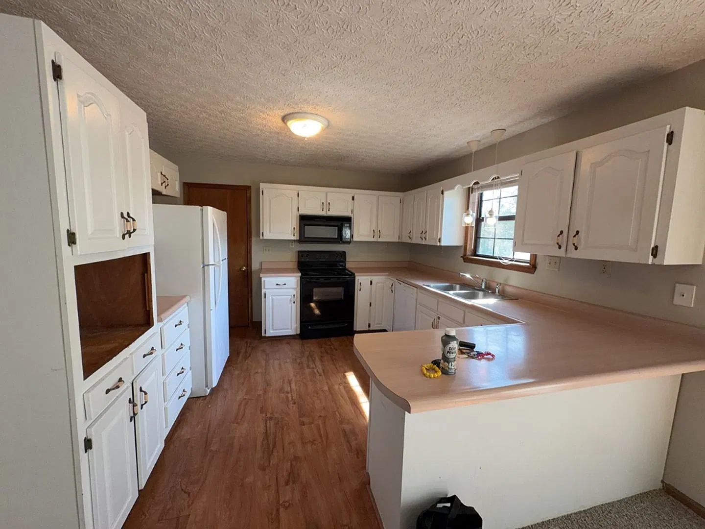 14040 Howard Lane — Photo 2