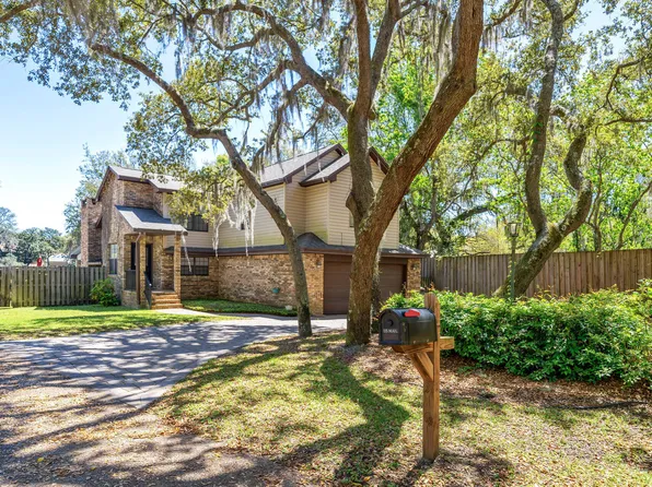 953 Zachary Ln, Fort Walton Beach, FL 32547
