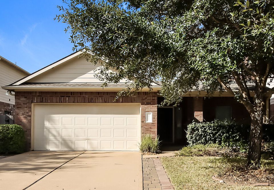 1st image of 31727 Forest Oak Park Ct