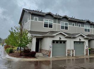 1079 Oak Cir, Lakewood, CO 80215