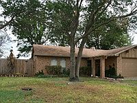 1st image of 2713 Highland Park Dr