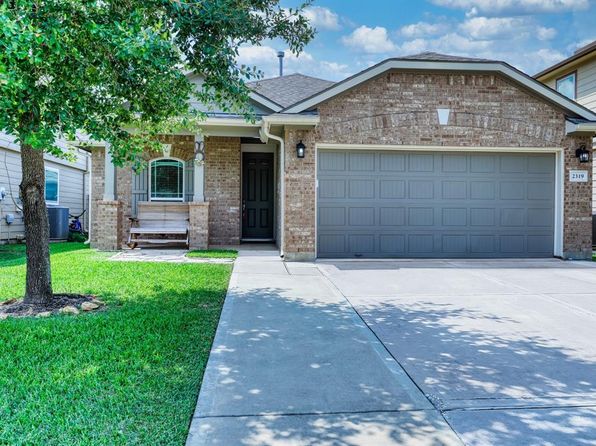 2319 Lakecrest Town Dr