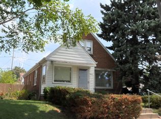 3378 S 17th St, Milwaukee, WI 53215