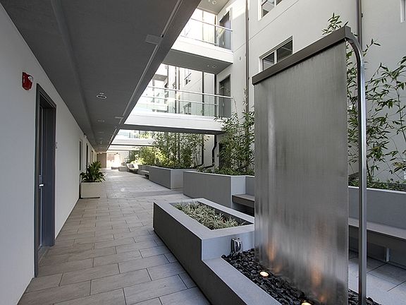 2nd image of 2900 S Sepulveda Blvd #509