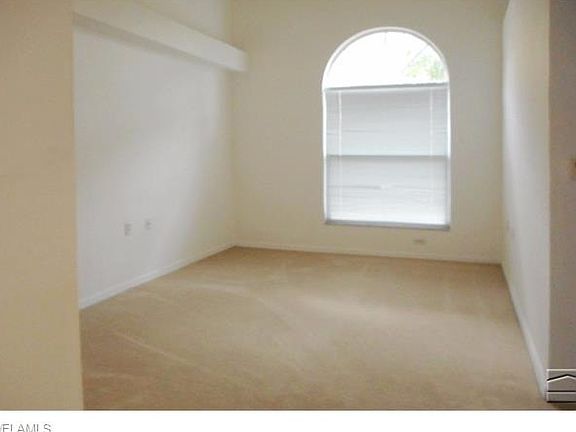 5th image of 25755 Lake Amelia Way Unit 205