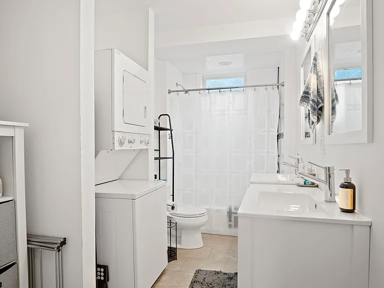 189 Cedar St #2 — Photo 6
