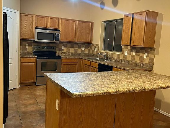 2nd image of 3321 S 87th Dr