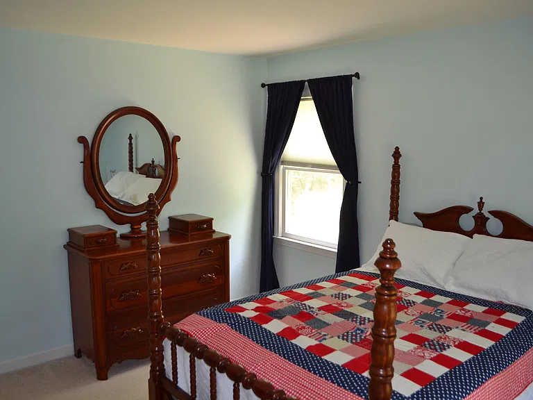 861 Hawthorne Dr — Photo 15