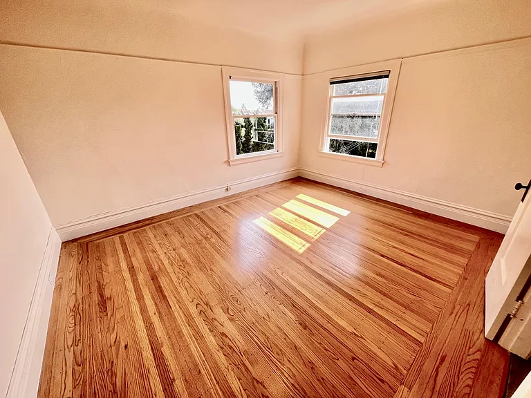2732 Hillegass Ave #4 — Photo 7