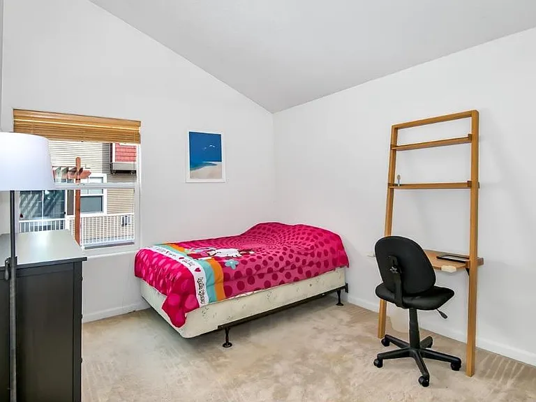 10251 NE Okanogan St #4 — Photo 13