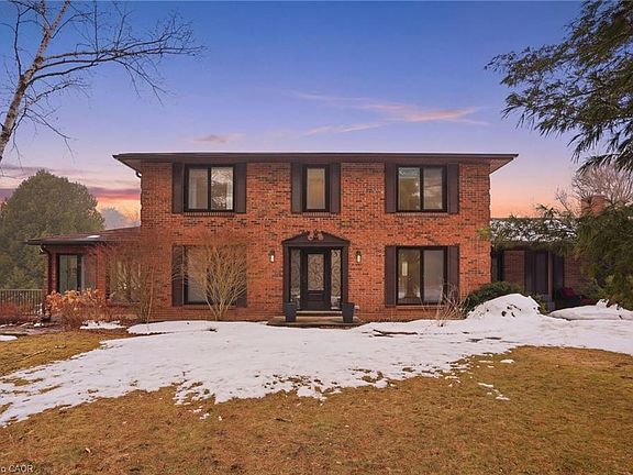 2nd image of 3918 Maddaugh Rd