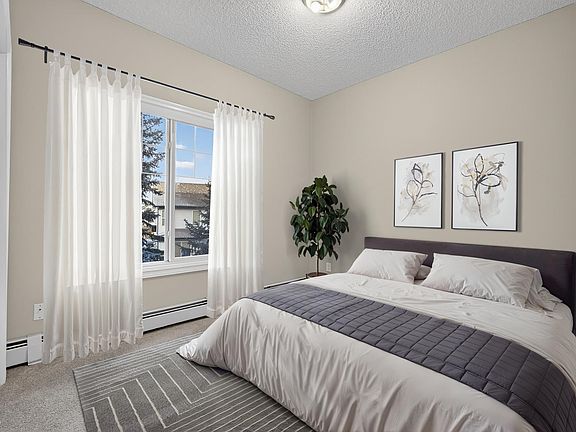 4th image of 226 Macewan Rd SW #225