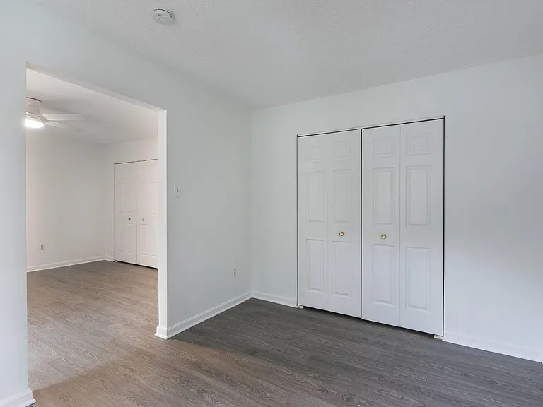 91 Premier Ct — Photo 33