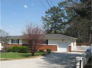 1408 Spencer St, Rossville, GA 30741