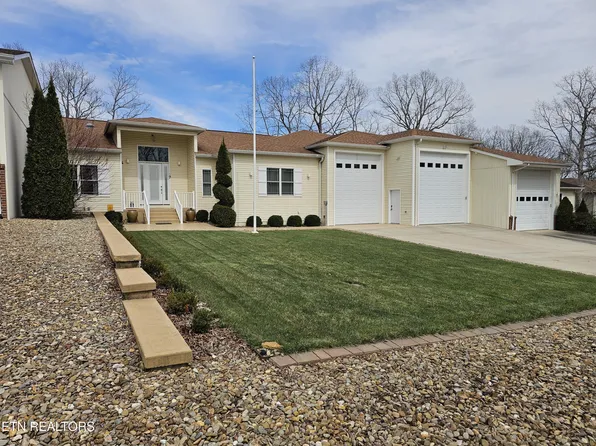 27 Hickory Hollow Cir, Crossville, TN 38555