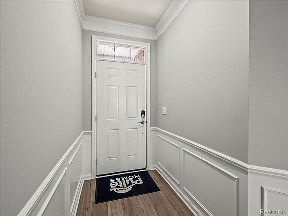 6th image of this home