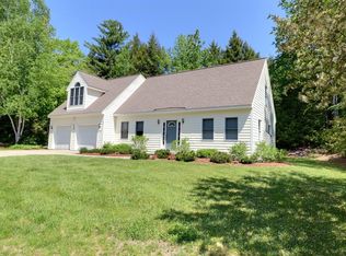 104 Emily Ln, Sunapee, NH 03782