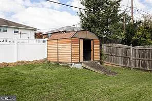 2424 E Parris Dr — Photo 23