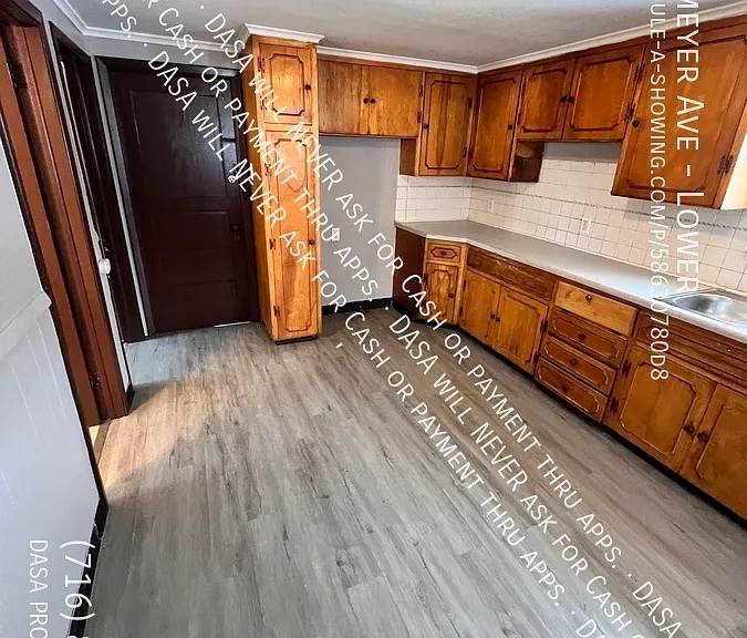 52 Langmeyer Ave #LOWER — Photo 5