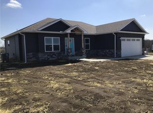 305 SW 11th Rd, Warrensburg, MO 64093