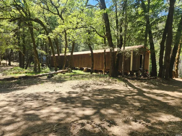 0 013-490-28-00, Laytonville, CA 95454
