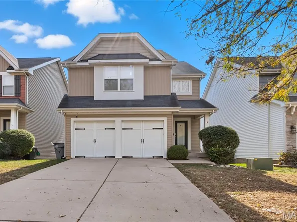 422 Parkgate Dr, Lake Saint Louis, MO 63367