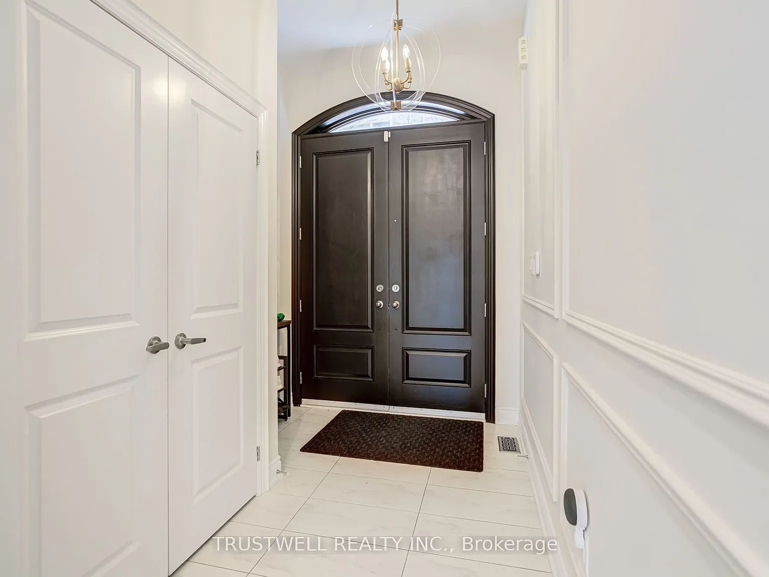4 bed, $4,800 — Photo 3