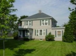 64 Foreside Rd, Falmouth, ME 04105
