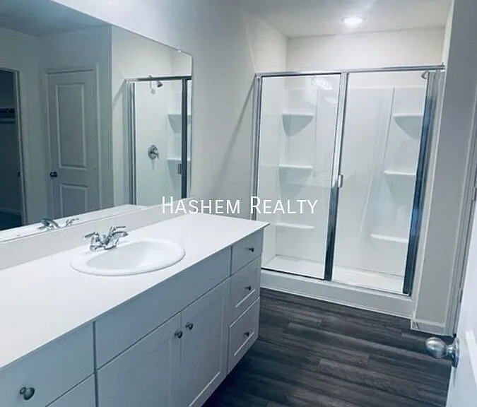 1707 Chapel Hill Rd — Photo 14