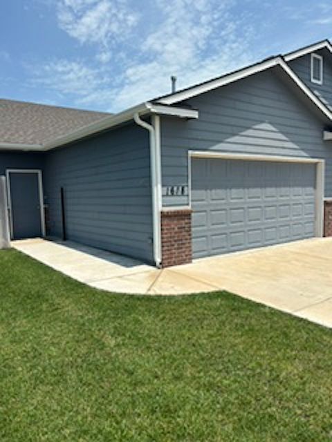 1st image of 1618 E Olive Ct