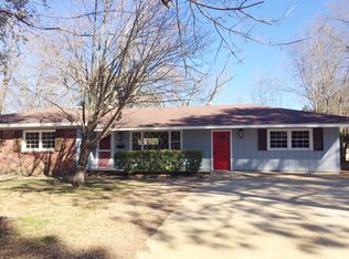 5850 Medallion Dr, Jackson, MS 39211