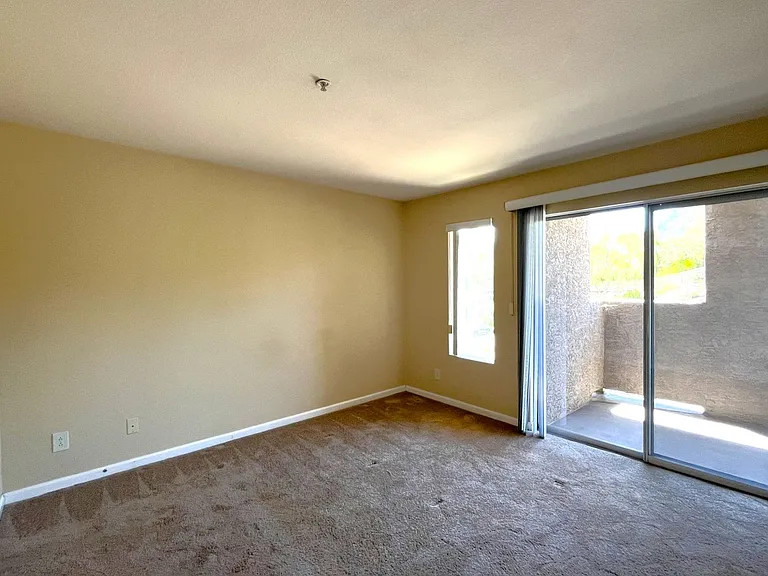 1020 La Terraza Cir #306 — Photo 21