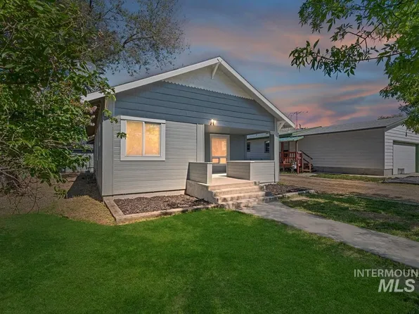 911 10th Ave N, Nampa, ID 83687