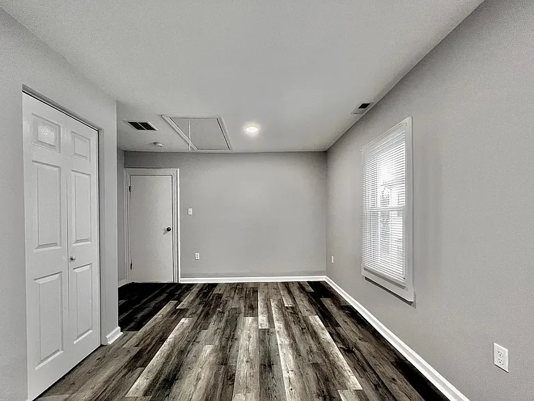 222 S Main St — Photo 9