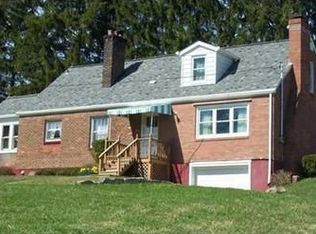 154 Mayer Rd, Slippery Rock, PA 16057