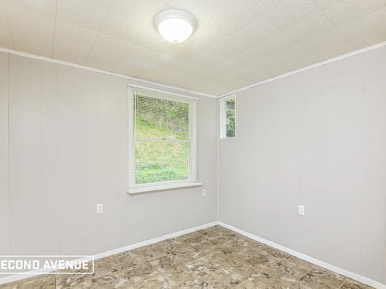 43 Glenview Ave — Photo 5