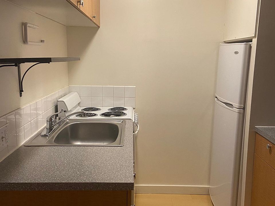 1st image of 6547 4th Ave NE APT 3