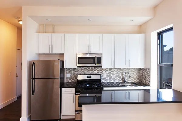 Rented by Sohayegh Enterprises Corp. | media 15