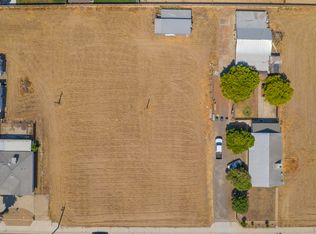 1803 Mitchell Ave, Selma, CA 93662